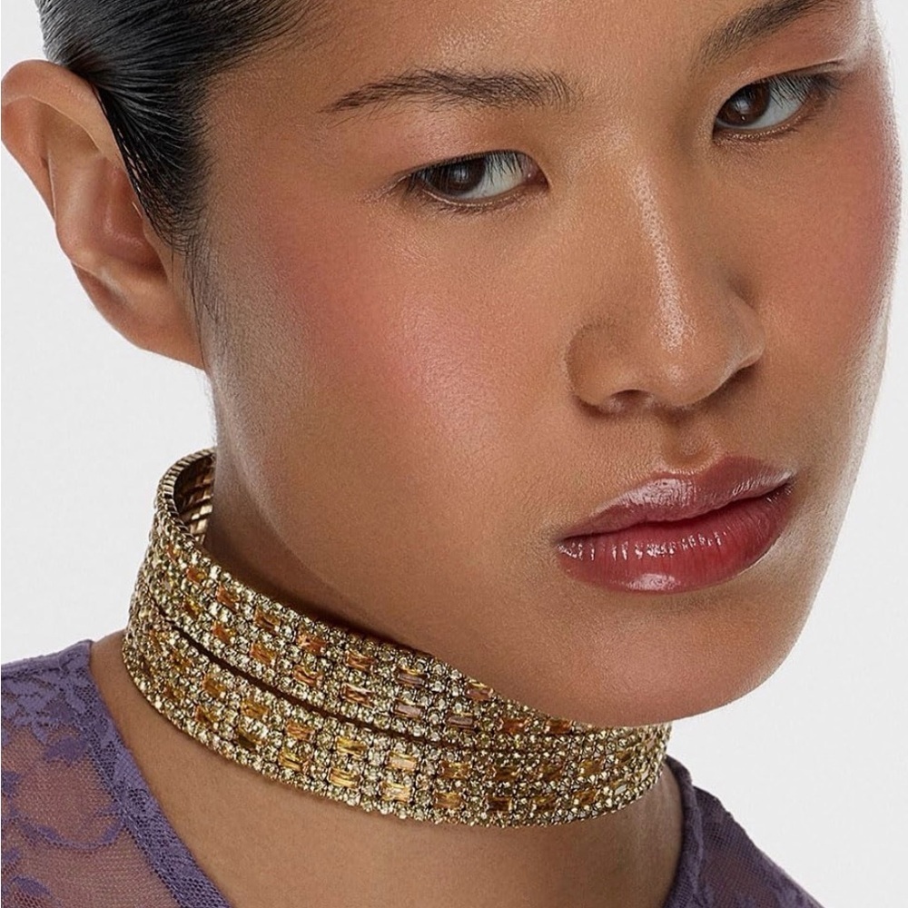 8 Other Reasons Wicked X Yellow Brick Road Necklace - Picture 5 of 9